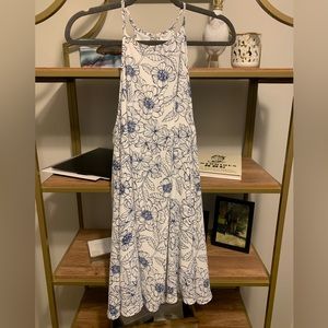 Gorgeous boutique dress. Never worn size L